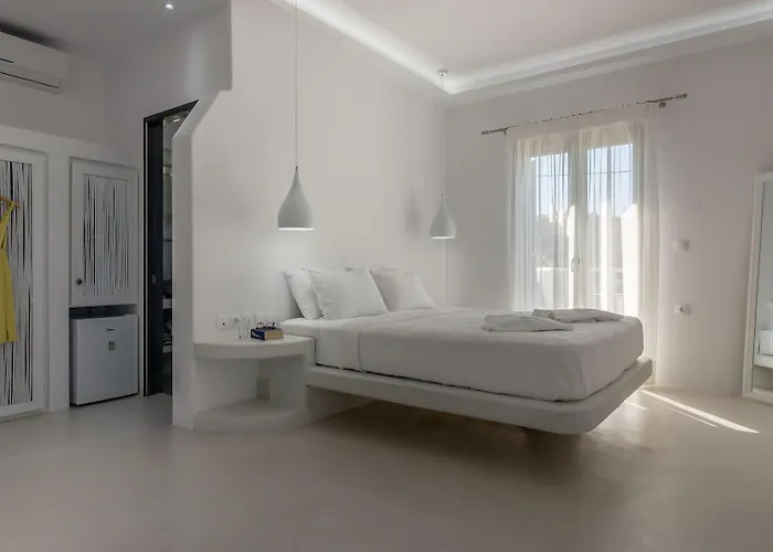 Olea Bay 4* Αδάμας