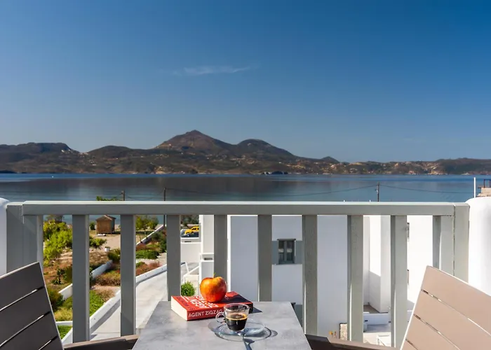 Olea Bay Adamantas (Milos)